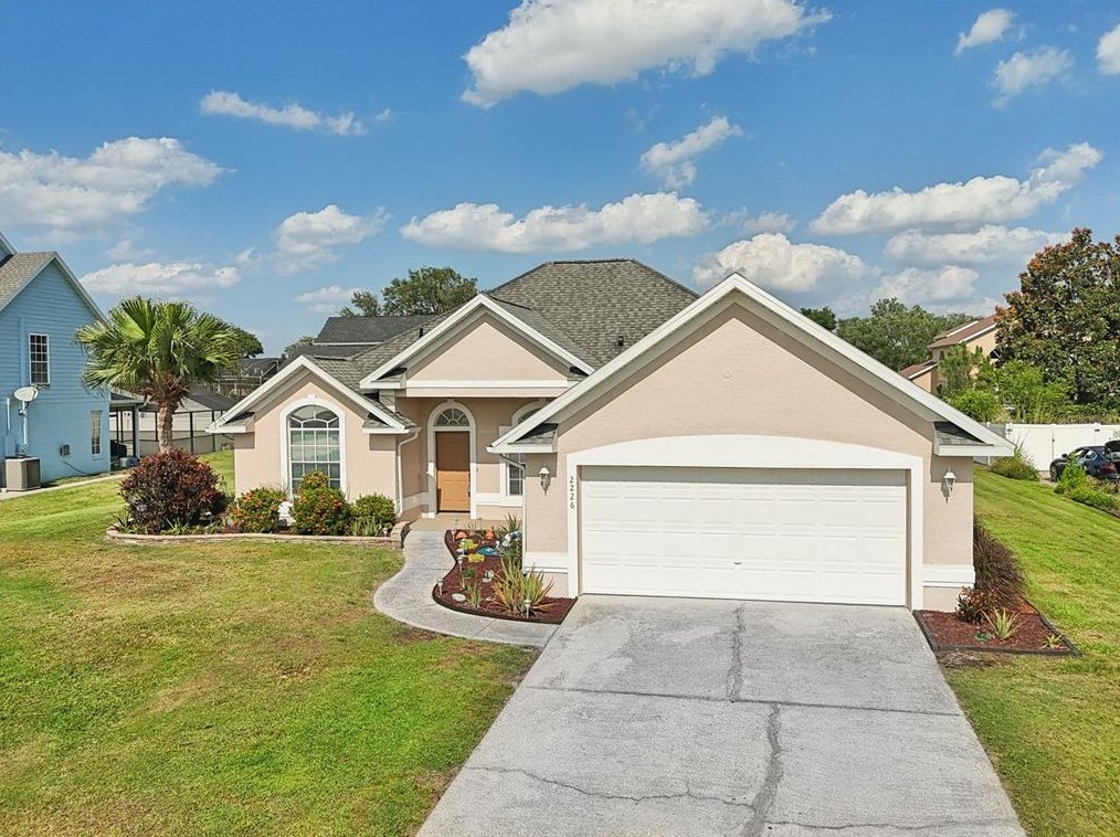 2226 Jessica Ln, Kissimmee FL 34744-6450 exterior