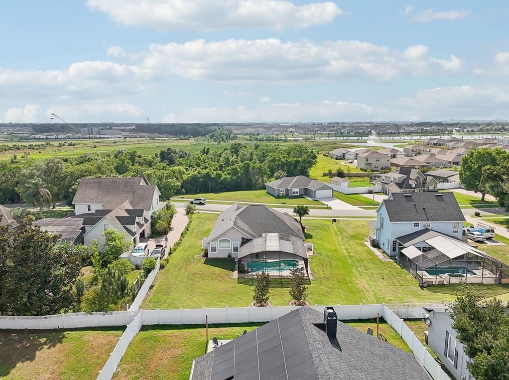 2226 Jessica Ln, Kissimmee FL 34744-6450 exterior