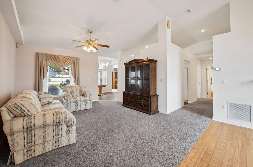 2226 Jessica Ln, Kissimmee FL 34744-6450 exterior