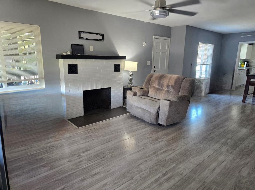 2302 12th St, Winter Haven, FL 33881-1348