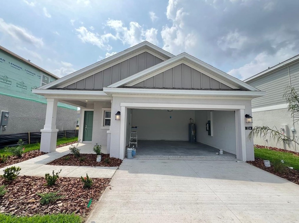 524 Circle Dr, Lake Wales, FL 33859