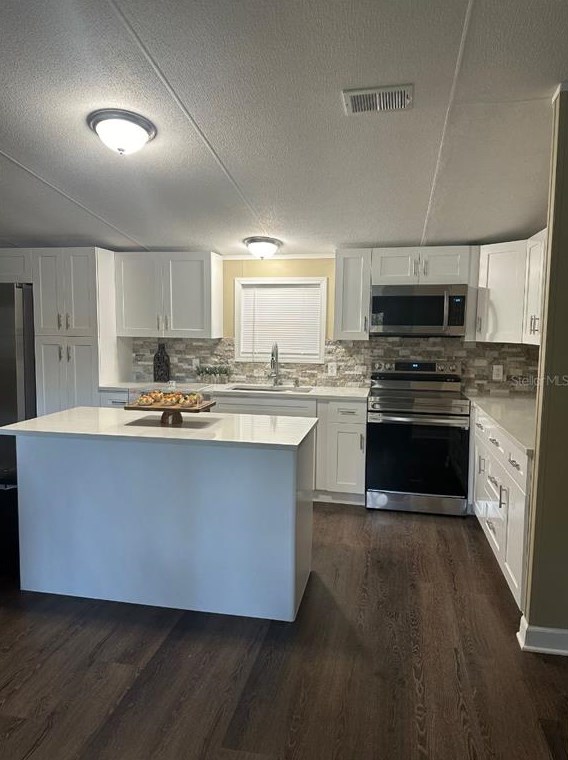 15312 Younis Rd, Jacksonville FL  32218-7945 exterior
