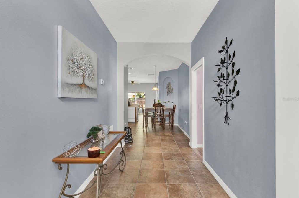 643 Hacienda Cir, Kissimmee FL 34741-6337 exterior