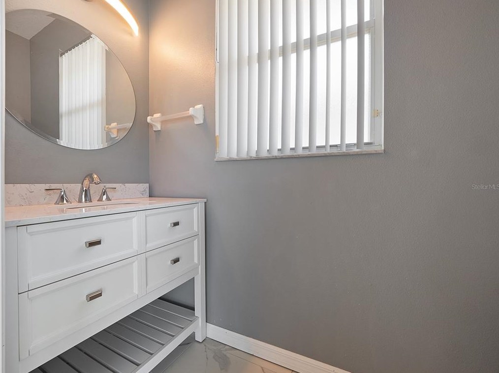 2904 Sunset Lakes Blvd, Kissimmee FL  34747-1101 exterior