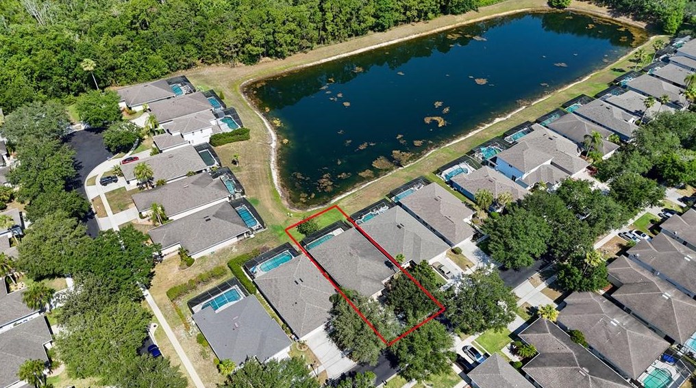 2904 Sunset Lakes Blvd, Kissimmee FL  34747-1101 exterior