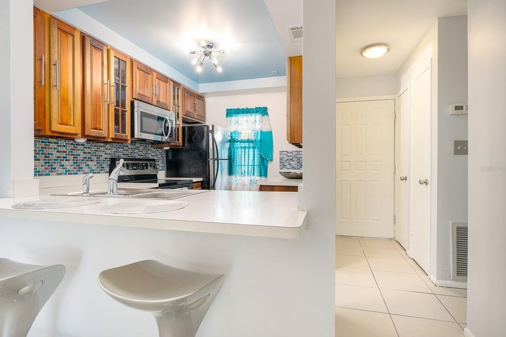 202 Dawn Ct, Kissimmee FL exterior