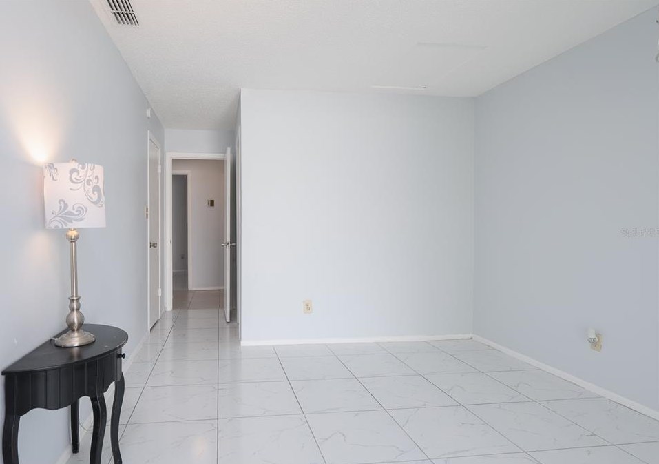 202 Dawn Ct, Kissimmee FL exterior