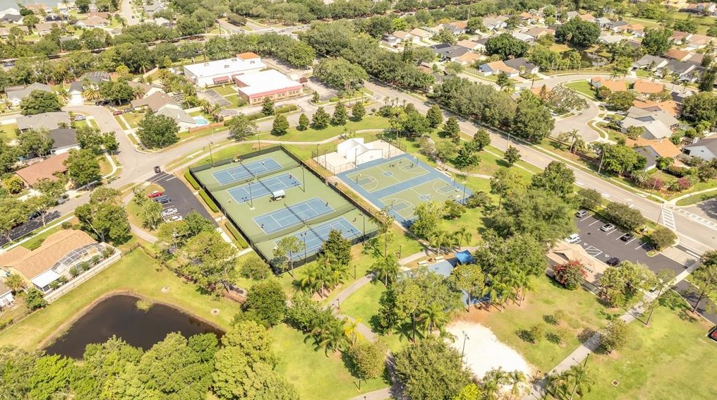 3016 Eagle Lk Dr, Orlando FL  32837-6910 exterior