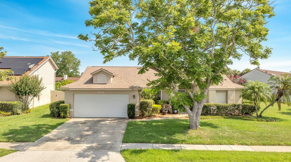 3016 Eagle Lake Dr, Orlando, FL 32837-7014