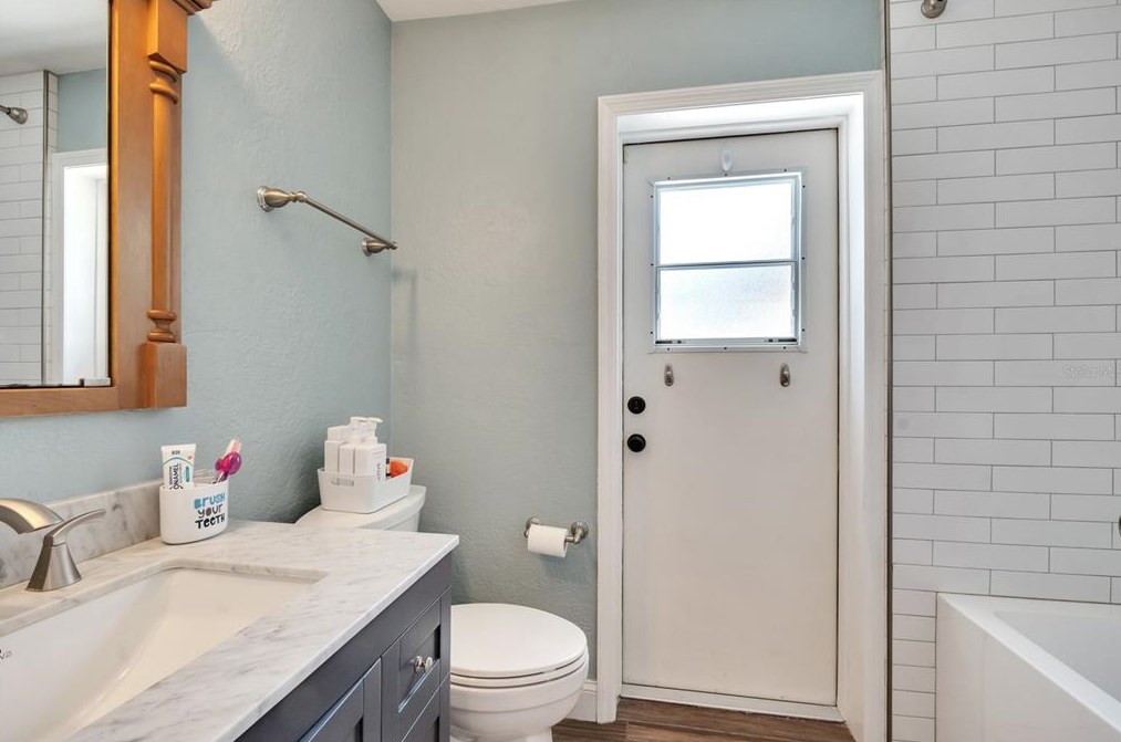 3016 Eagle Lk Dr, Orlando FL  32837-6910 exterior