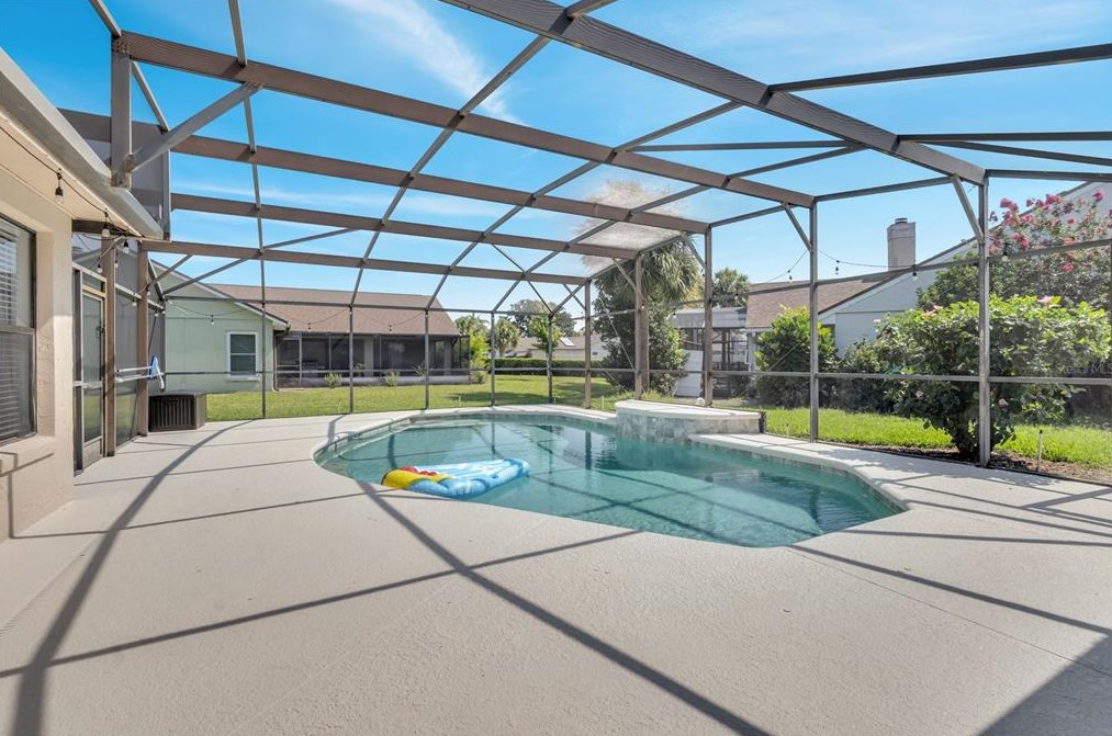 3016 Eagle Lk Dr, Orlando FL  32837-6910 exterior