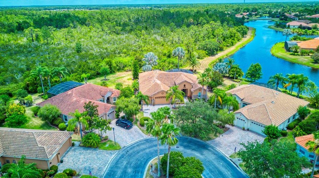 500 Tapatio Ln, Kissimmee, FL 34759-3619