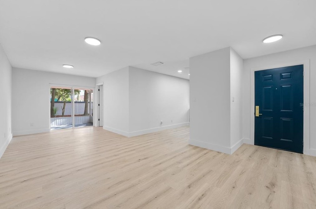 3300 Pinto Dr, Kissimmee FL 34746-4877 exterior