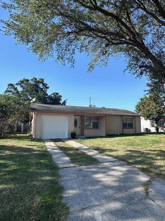 227 Citrus Dr, Kissimmee, FL 34743-5908