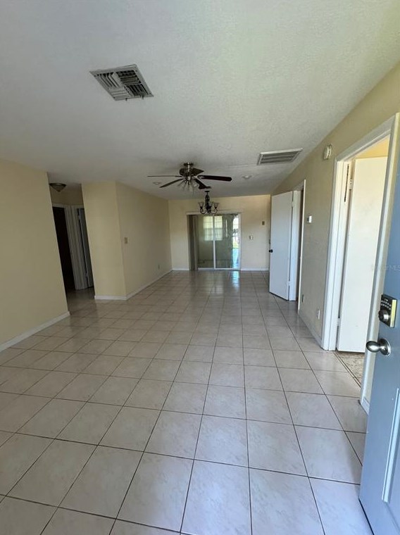 236 La Paz Dr, Kissimmee, FL 34743-9487