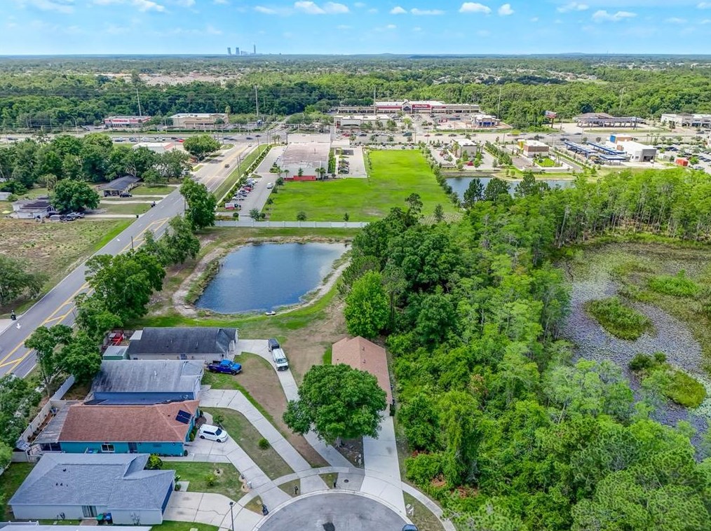 1700 Circe Lk Ct, Orlando FL  32826-4645 exterior