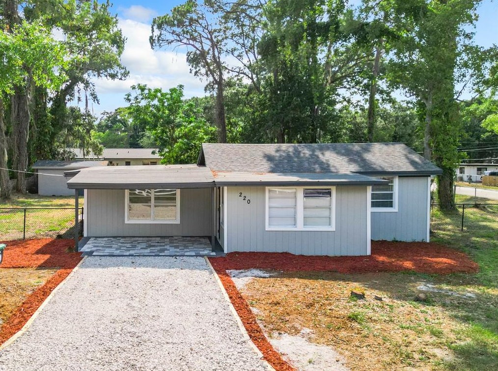 220 Pearlwood St, Orlando, FL 32811-1644