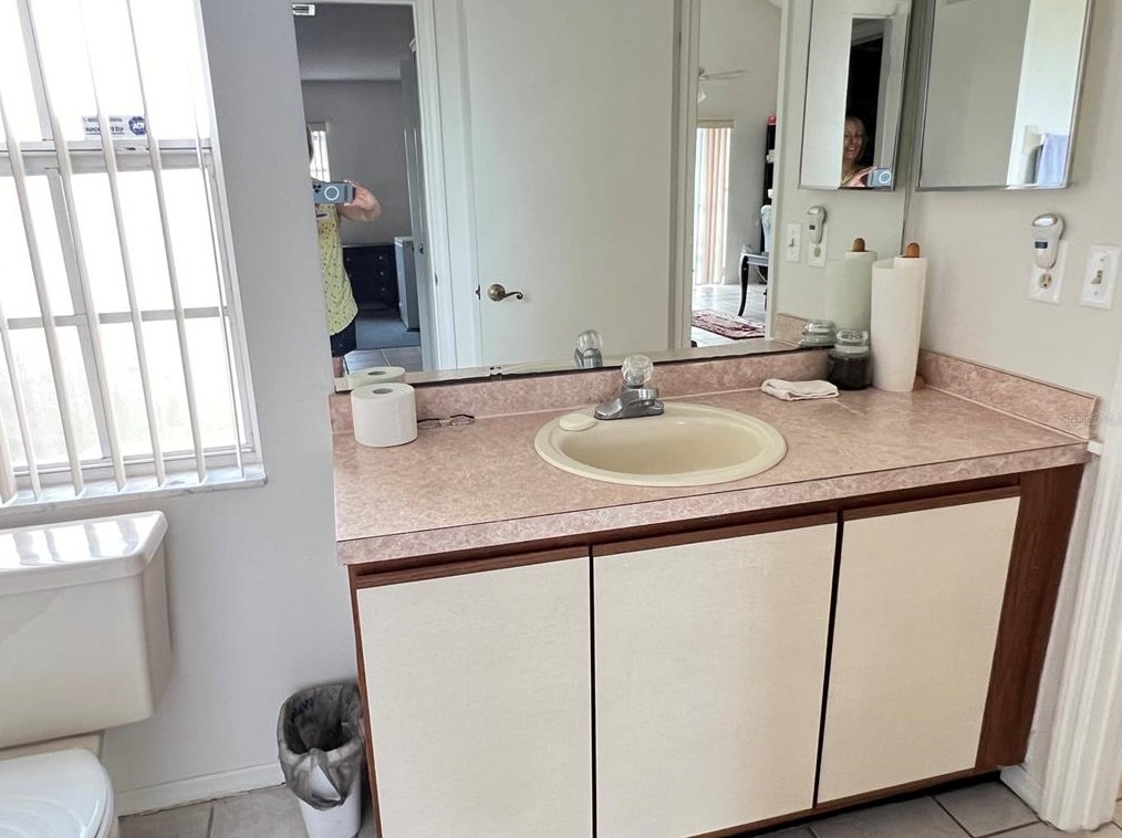 219 Hidden Spg Cir, Kissimmee FL 34743-6122 exterior