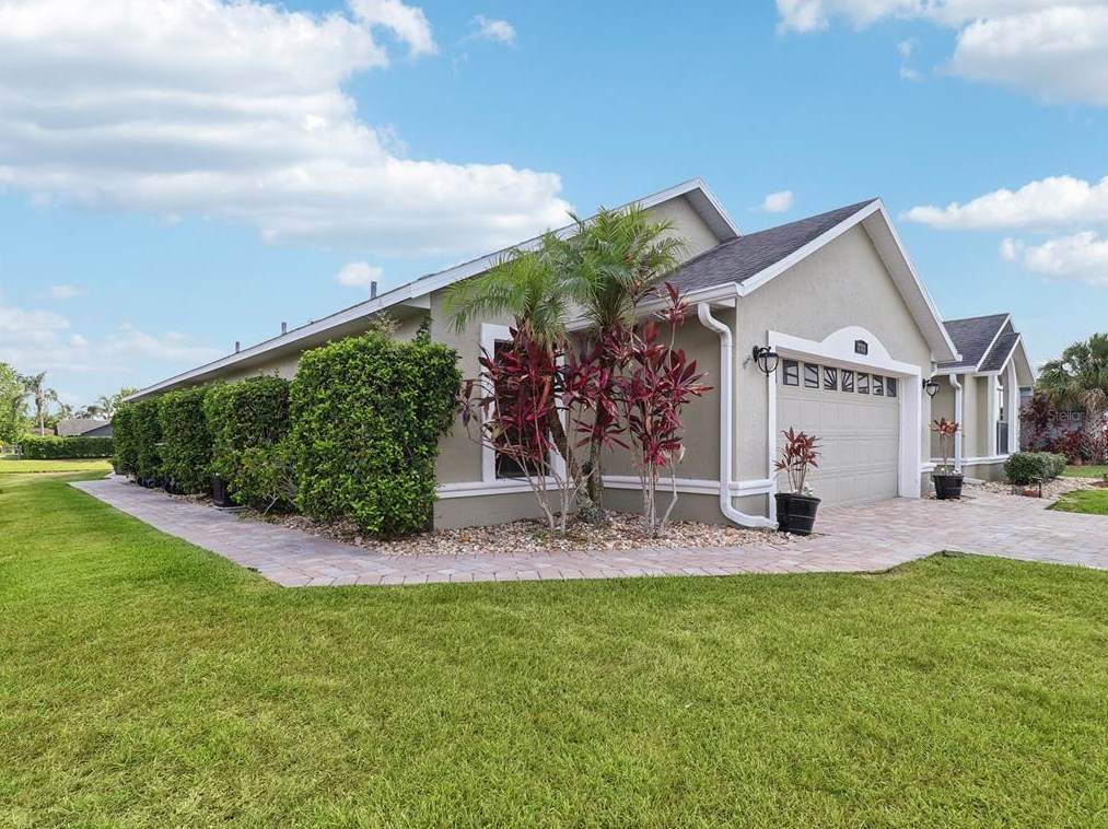 2311 Sweetwater Blvd, Saint Cloud, FL 34772-8605