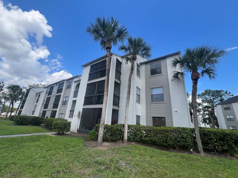 2201 Cascades Blvd #308, Kissimmee, FL 34741