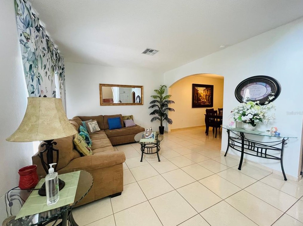 12 Altera Ct, Kissimmee, FL 34758-3907