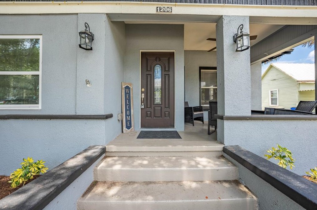 1206 Massachusetts Ave, Saint Cloud FL  34769-3736 exterior