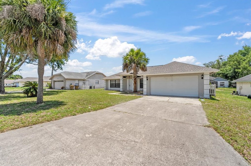 1135 Jennie Ridge Trl, Kissimmee FL  34747-1900 exterior