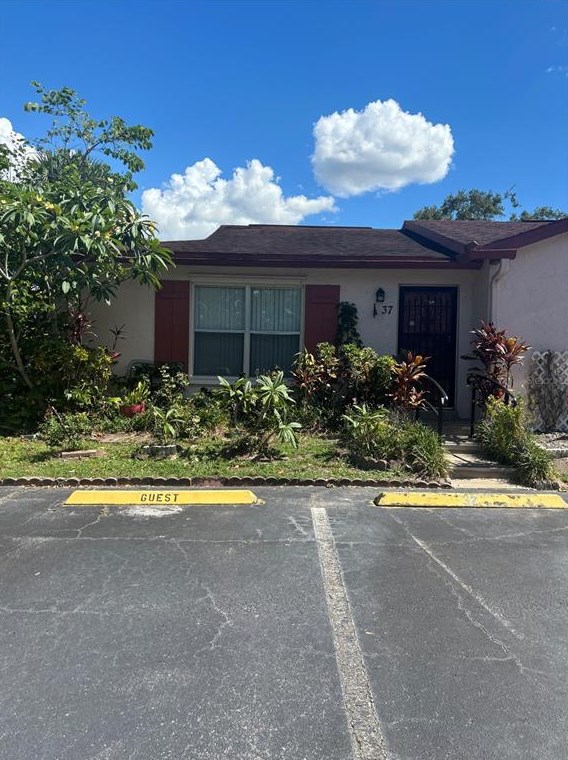 37 W Marbrisa Way, Kissimmee, FL 34743