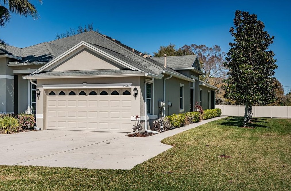 20837 Amanda Oak Ct, Land O Lakes FL 34638-4349 exterior