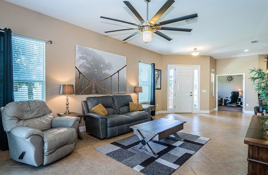 20837 Amanda Oak Ct, Land O Lakes FL 34638-4349 exterior