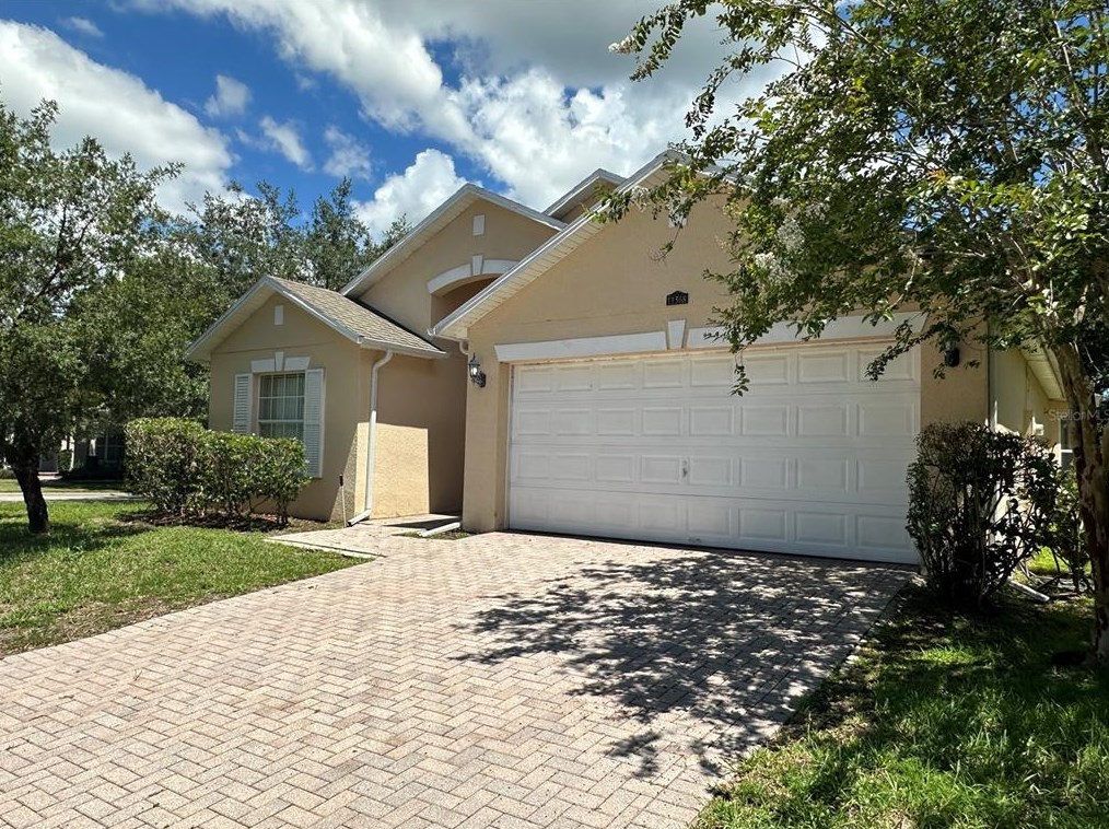 11568 Stagbury Dr, Orlando, FL 32832-7074
