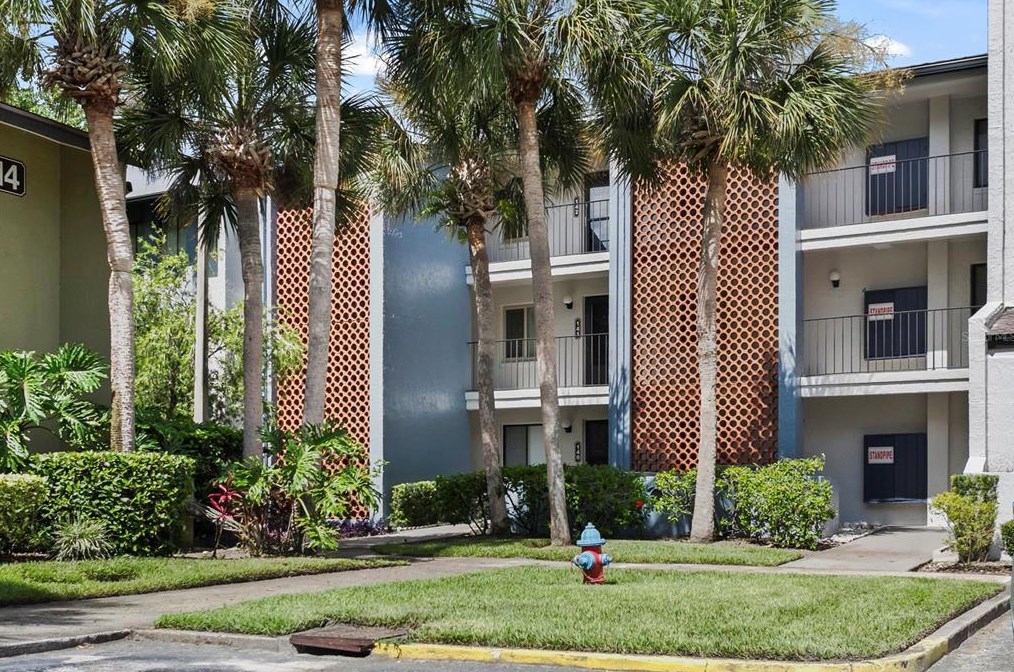 15 Escondido Cir #141, Altamonte Springs, FL 32701