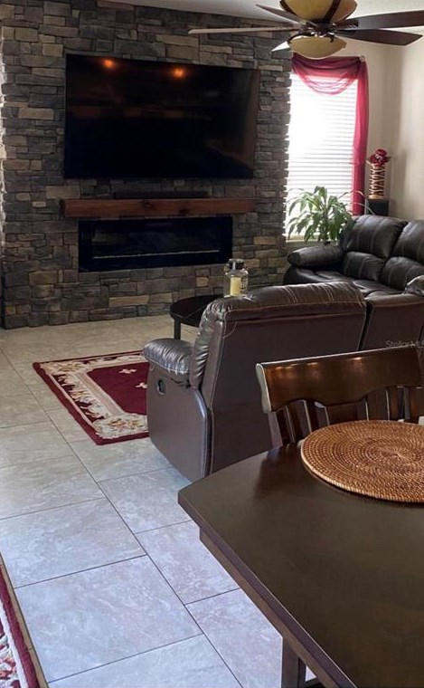 2451 Marshfield Preserve Way, Kissimmee FL 34746-2168 exterior