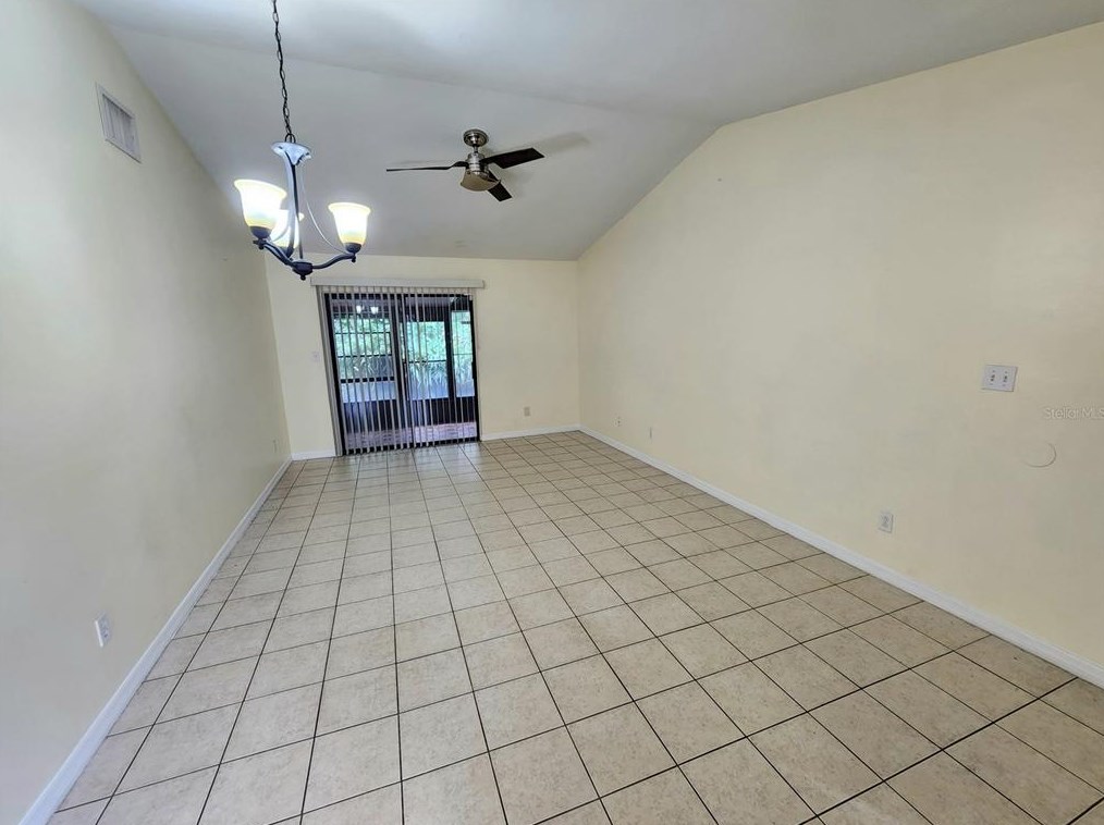 1702 Foxhall Cir, Kissimmee, FL 34741-2902