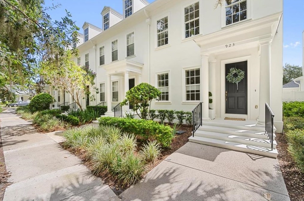 923 Greenlawn St, Kissimmee, FL 34747