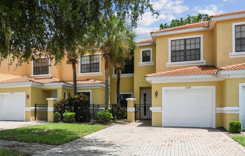 1328 Coriander Dr, Kissimmee, FL 34759