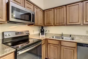 12538 Floridays Resort Dr, Orlando, FL 32821 - Photo 4