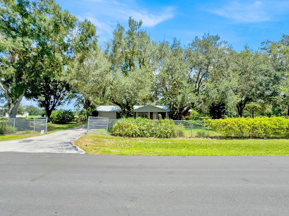 2857 Vickie Ct, Kissimmee, FL 34744