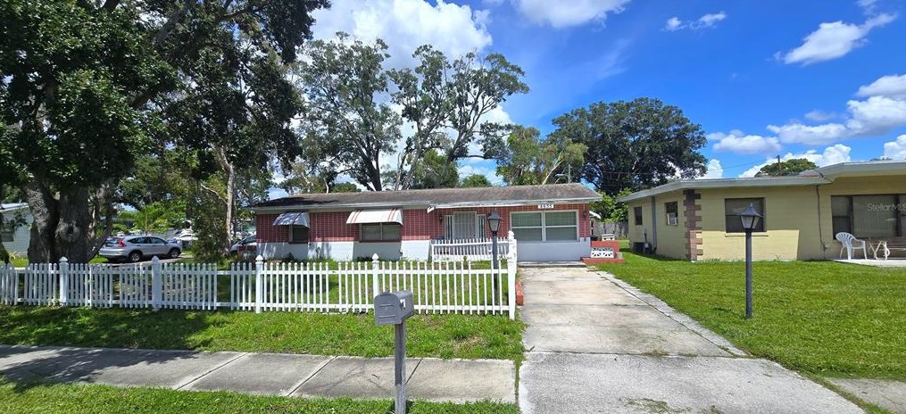 4655 76th Ave N, Pinellas Park, FL 33781