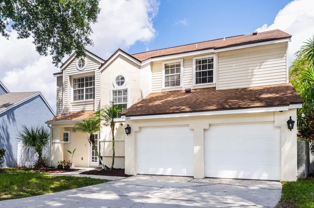 820 W Charing Cross Cir, Lake Mary, FL 32746