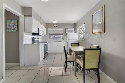 7304 Coquina Way, Saint Pete Beach, FL 33706 - Photo 10