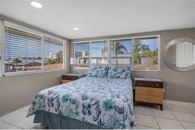 7304 Coquina Way, Saint Pete Beach, FL 33706 - Photo 12