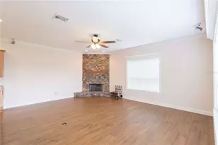 1380 E Lakeshore Blvd, Kissimmee, FL 34744 - Photo 26