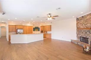 1380 E Lakeshore Blvd, Kissimmee, FL 34744 - Photo 28