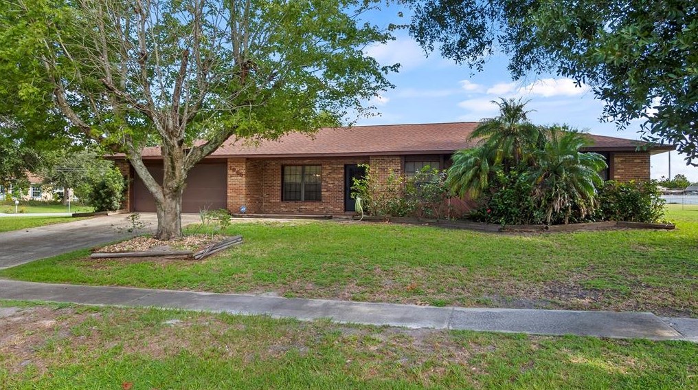 1965 Flower Cir, Kissimmee, FL 34744