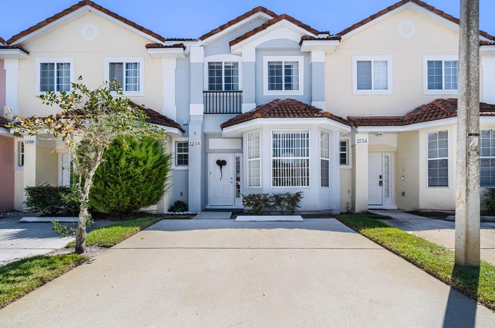 1256 S Beach Cir, Kissimmee, FL 34746