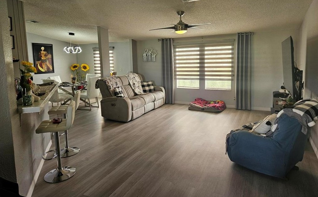 4460 Roundup Dr, Polk City, FL 33868