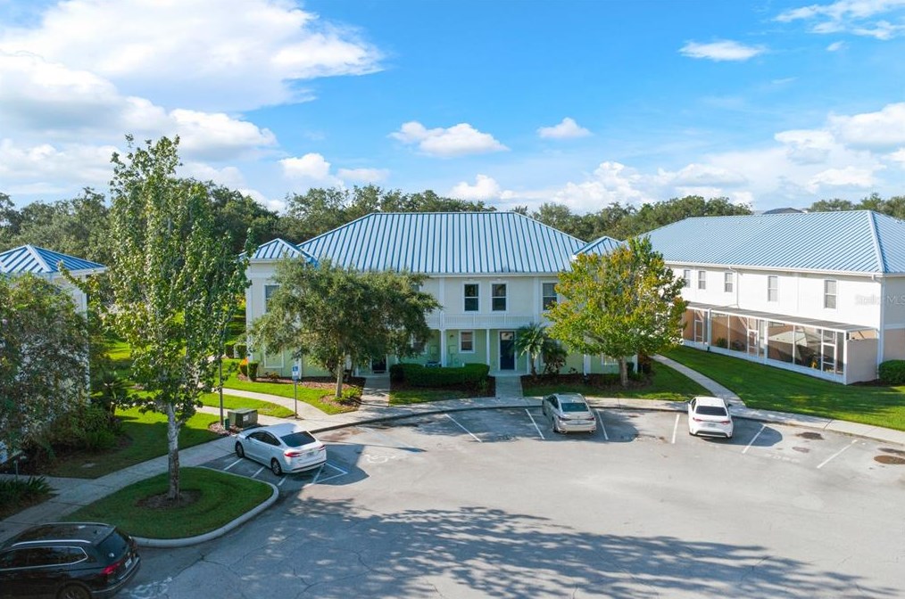 2052 Green Oak Ct, Kissimmee, FL 34744
