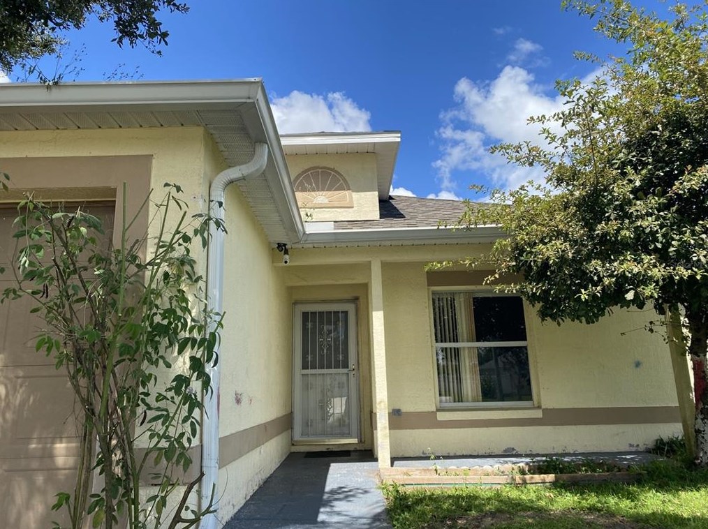 340 Edgewood Ct, Kissimmee, FL 34759