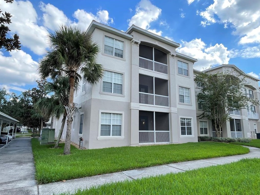 3000 Laurel Park Ln #208, Kissimmee, FL 34741